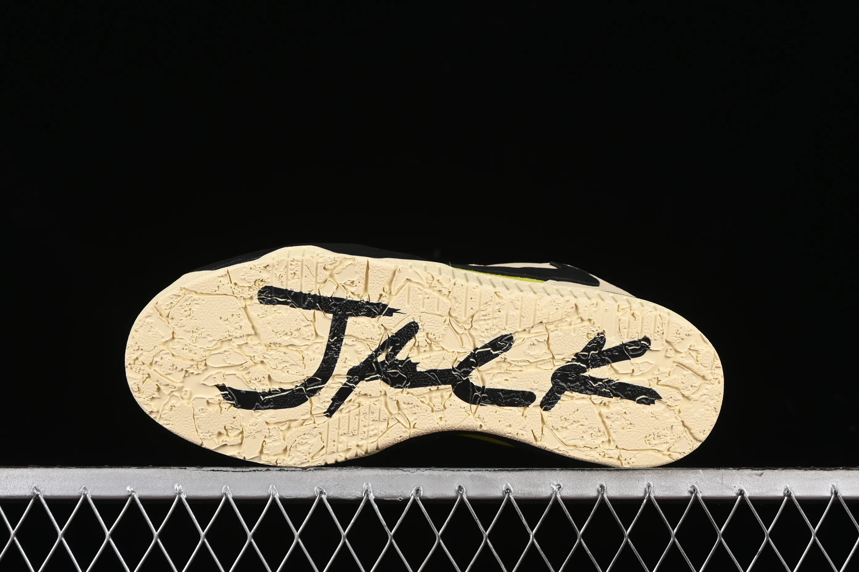 All categories Air Jordan Jordan series basketball shoes Air Jordan 1 Low LW version Travis Scott x Jordan Cut The Check AJ1 Joe 1 hook and loop fashion basketball shoes FZ8117-102